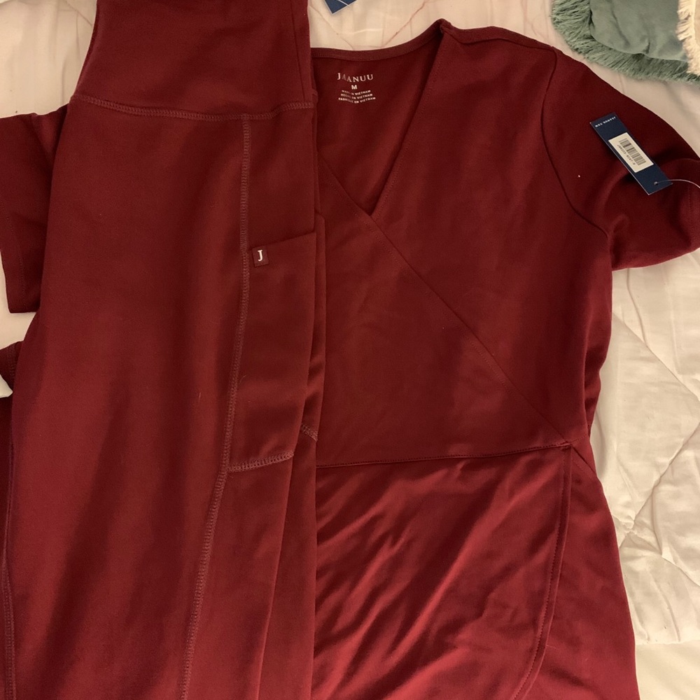 Jaanuu Scrub Set, Medium